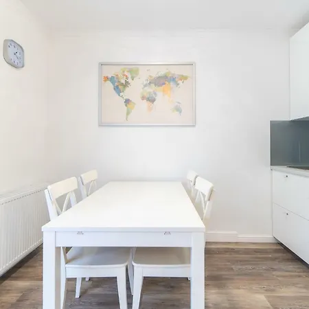 Rent Like - Kolorowe Balkony Iii